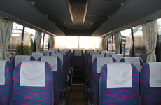 小型バス車両